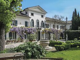 Villa di Tissano