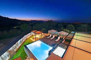 Perla Villas with Heated Pool