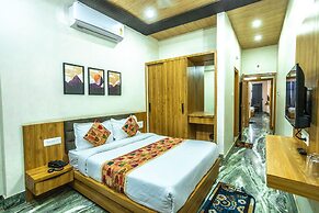 Hotel Kirti Plaza