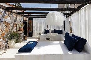 Antonia's House