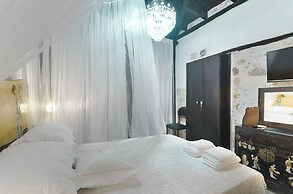 Antonia's House