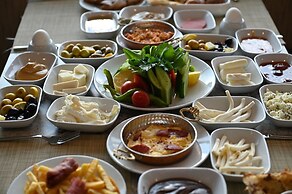Barden Hotel