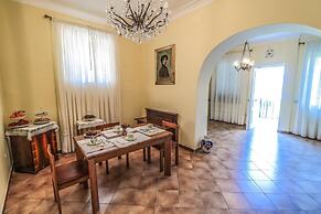 Scognamiglio Suites