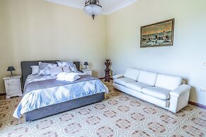 Scognamiglio Suites