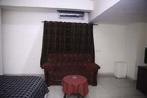 Mars Hotel Lahore