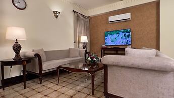 Heritage Luxury Suites- ALL Suite Hotel