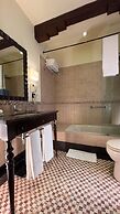Heritage Luxury Suites- ALL Suite Hotel