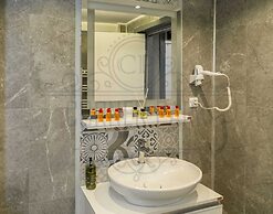 Corner Park Suites