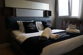 Corner Park Suites
