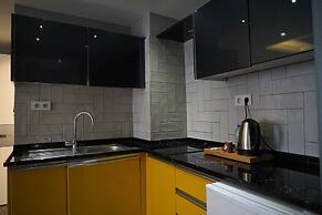 Corner Park Suites