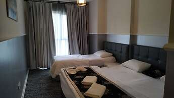 Gold Suite