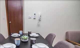 New CityView Safe Home 5min to Downtown