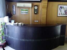 MerryDay Inn