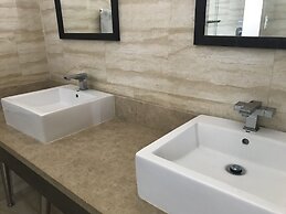 Denovo - Executive Residences