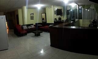 J&E hotel