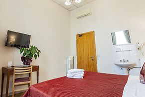 Hotel St. James