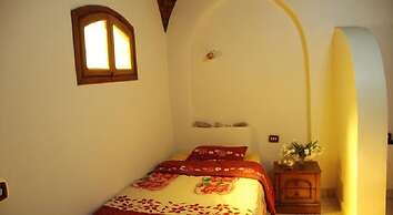Bawiti Oasis Resort