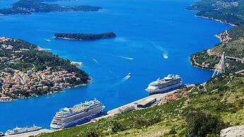 ORA Luxury Rooms
