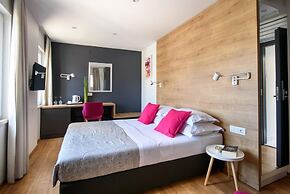 ORA Luxury Rooms
