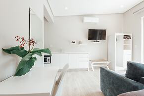 A Riverbed Guesthouse