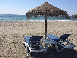 VenAVera E21B - 1 Bedroom/1Bath Beachfront WIFI
