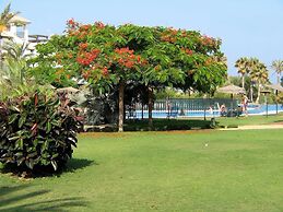 Venavera H21a - 2 Dorm / 1bath Walk to Beach