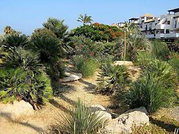 Venavera H21a - 2 Dorm / 1bath Walk to Beach
