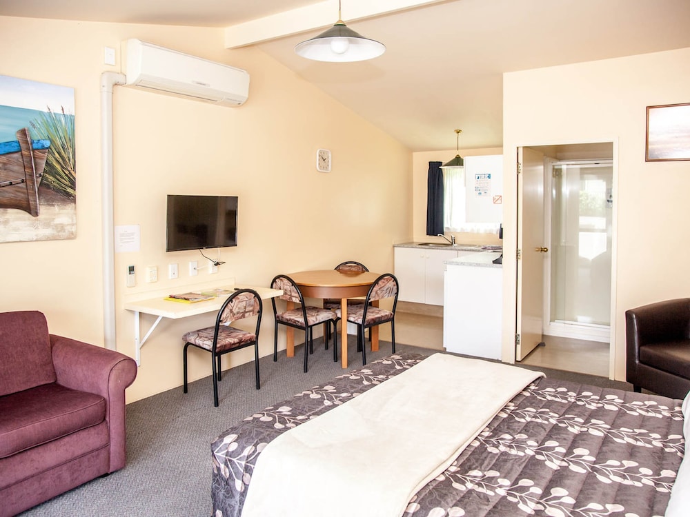 Goldmine Motel