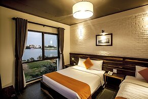 Hoi An Silk River Villa