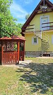 Vadásztanya Apartmanok