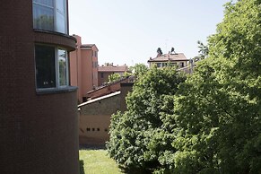 New, Spacious, Bright, Elegant Loft Apartment With Balcony. Opposite t