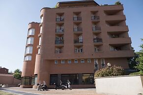 New, Spacious, Bright, Elegant Loft Apartment With Balcony. Opposite t