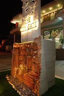 The City Gate Hotel