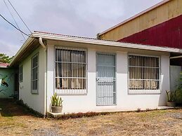 Hostel Cattleya