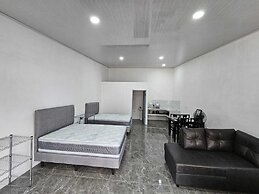 Hostel Cattleya
