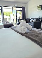 Hostel Cattleya