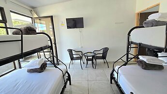 Hostel Cattleya