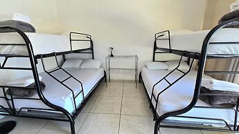 Hostel Cattleya