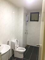 Lawang Suite 2 Bedroom Corner Apartment