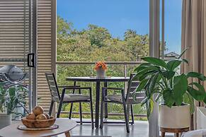 Alpha 8 on Waterson - Airlie Beach