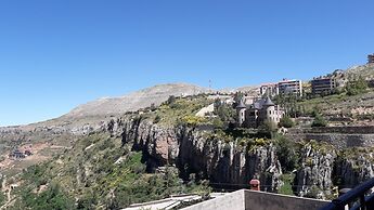 Chateau Deau Faraya