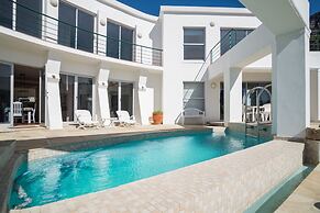 Funkey Villas