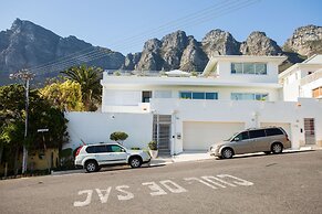 Funkey Villas