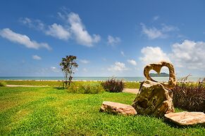 The Beach Resort & Residence