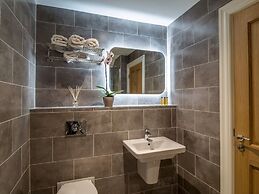 Kingstons Townhouse