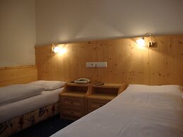 Hotel Jú Furcia
