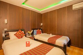 Traveler's Holiday Inn