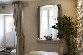 Situs Residence