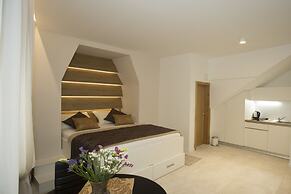Situs Residence