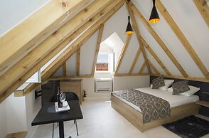 Situs Residence